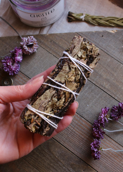 Black Sage is also known as Mugwort. Black sage is used to encourage dreams & visions. It is an herb of introspection and inner healing. When lit before bedtime, it aids in restful sleep and pleasant dreams. Mugwort aids in protection during astral travel and shamanic journeying. Known to intensify efforts at psychic visualization and lucid dreaming. Use Mugwort before tarot reading to help intensify psychic channeling. #herbs dried herbs for witchcraft, hedge witch, improved sleep, clairvoyant