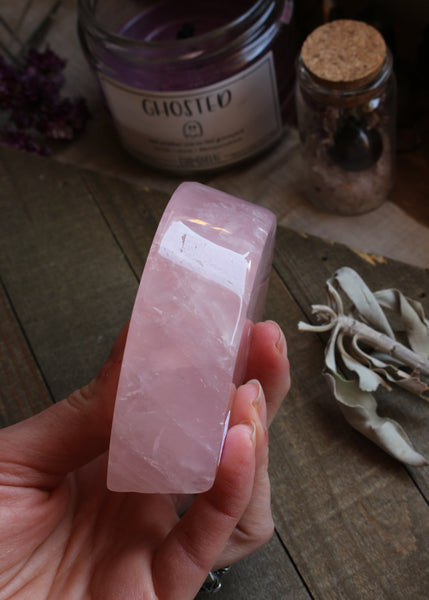 Rose Quartz Moon Bowl 51RE