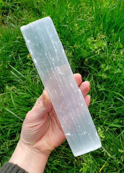 Selenite crystals are powerful at clearing stagnate negative energy. This is one of the most powerful crystals you can own and often overlooked for that ability. You can also use selenite to cleanse the energy of other crystals, it helps connect with the angelic realm, and helps promote clarity of mind, radiating divine light, and absorbs negative energy. #selenite #whitecrystal satin spar, gypsum, selenite properties, Crown Chakra Crystal, angel guidance, spirit guides, energy protection